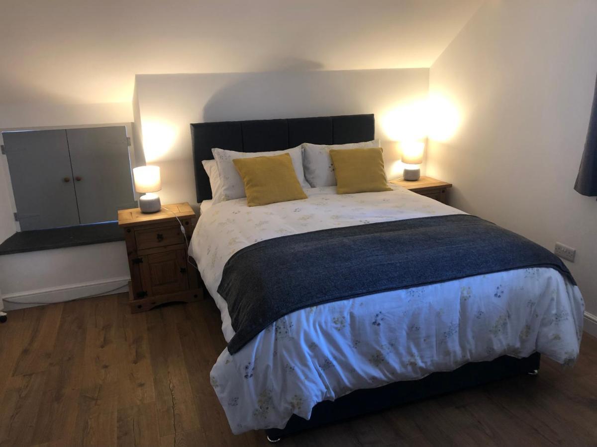The Nest @ Ji-Binc, A Large Spacious Apartment. デンビー エクステリア 写真